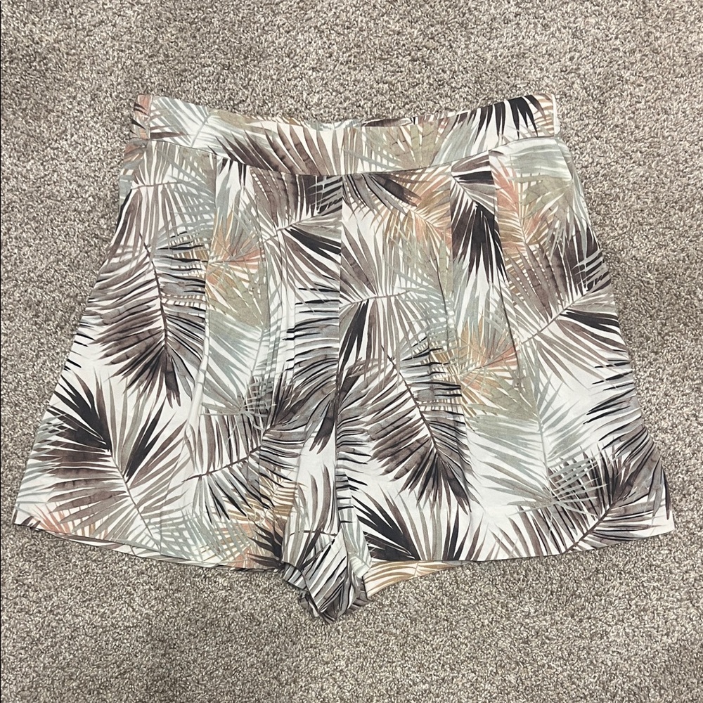 H&M Tropical Print High-Waisted Shorts